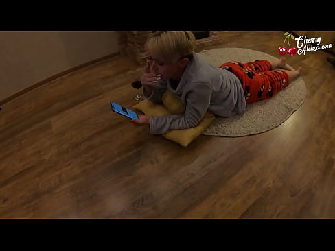 ❤️ משוגע בלאָנדע סאַקינג ריזיק דיק סאַקינג און באַונסינג אויף עס - אַנאַל געשלעכט ❤️❌ אַנאַל ווידעא ביי אונדז ️❤